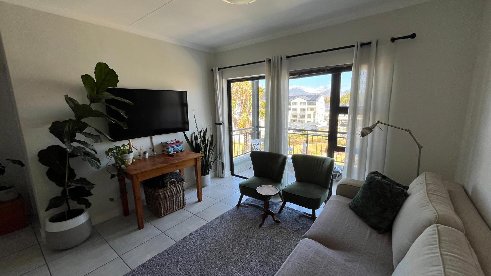 Luxury One Bedroom Apartment Съмърсет Уест Екстериор снимка
